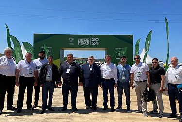 Депутаты-аграрии – на всероссийском форуме